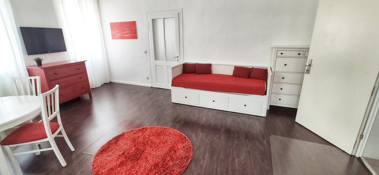 Helle Zweiraumwohnung In Wohngebiet Vienna Exterior photo